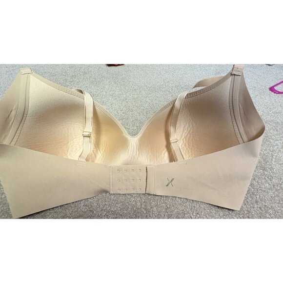 Knix Wing Woman Contour Bra Size 8 Beige Wireless 4-Way Stretch Support - Picture 3 of 4